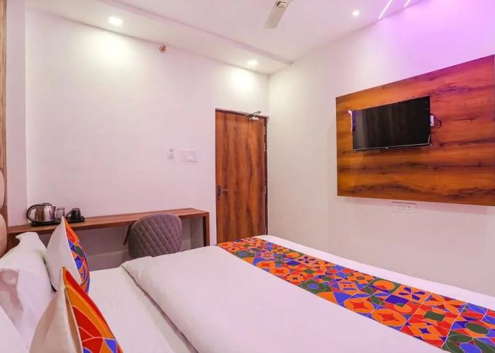 Fabhotel Relax Inn I