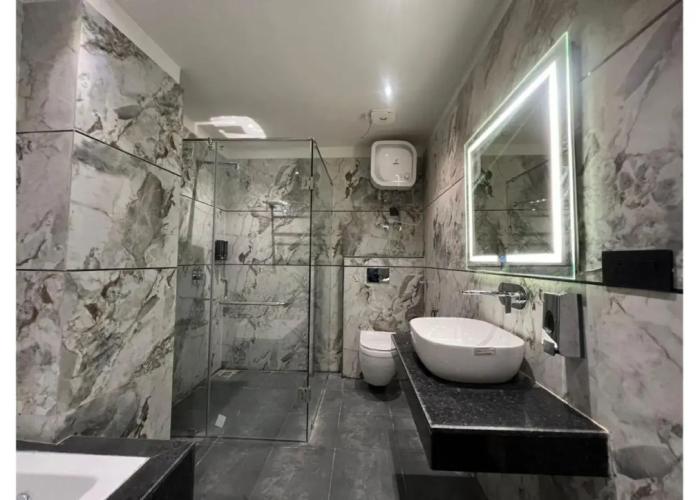 Hotel Majestic Grand By MNG Rooms