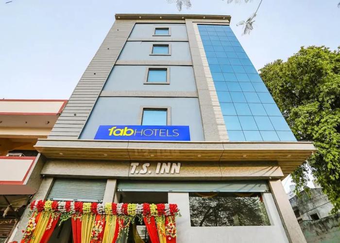 Fabhotel Ts Inn