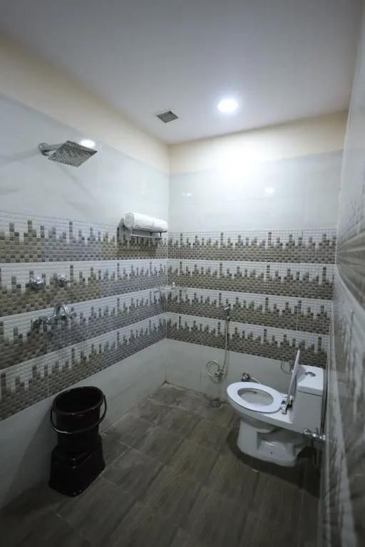 фото Hotel Bhagyaraj Palace Keshavpuram