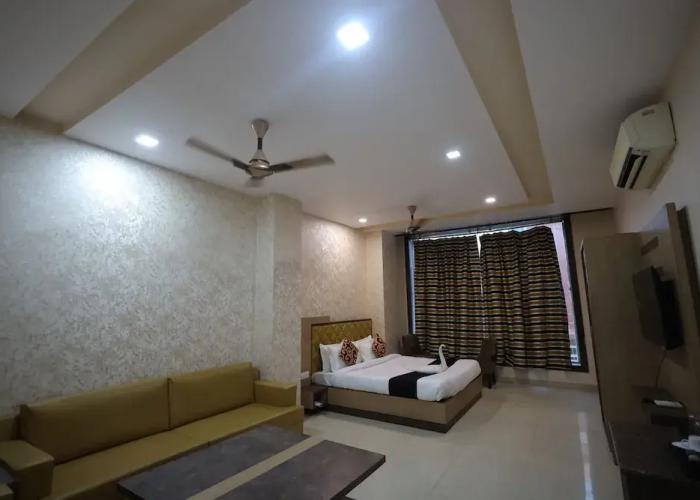 Hotel Bhagyaraj Palace Keshavpuram