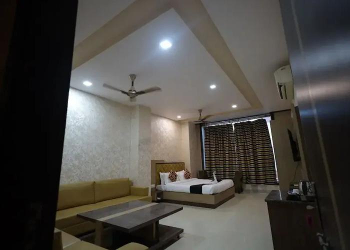 Hotel Bhagyaraj Palace Keshavpuram