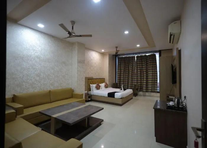 Hotel Bhagyaraj Palace Keshavpuram