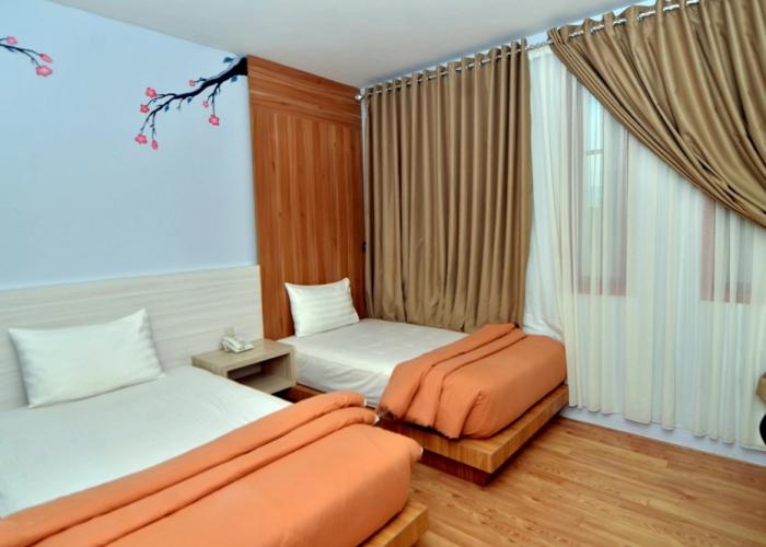 Hip Hope Hotel