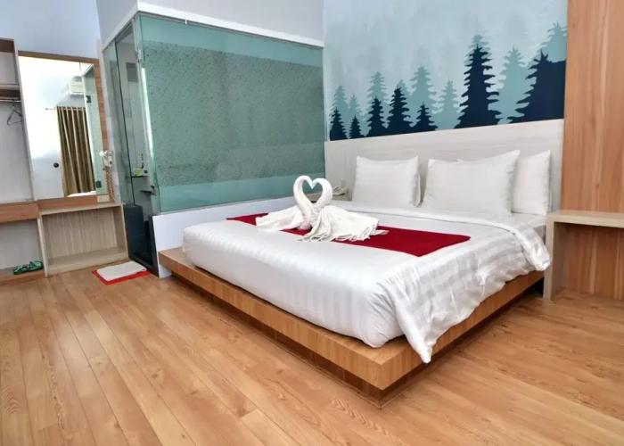 Hip Hope Hotel