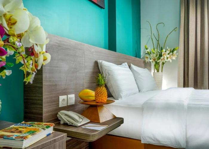 Ayani Hotel