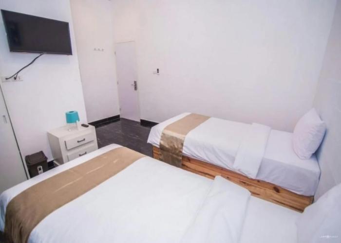 Hadrah Hotel