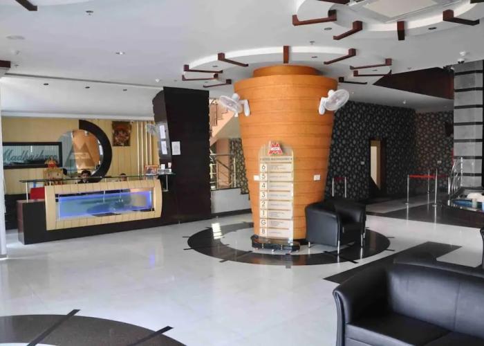 Hotel Madhushree
