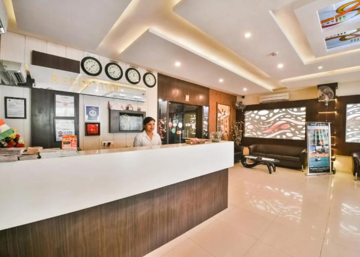 Hotel Flowers Inn