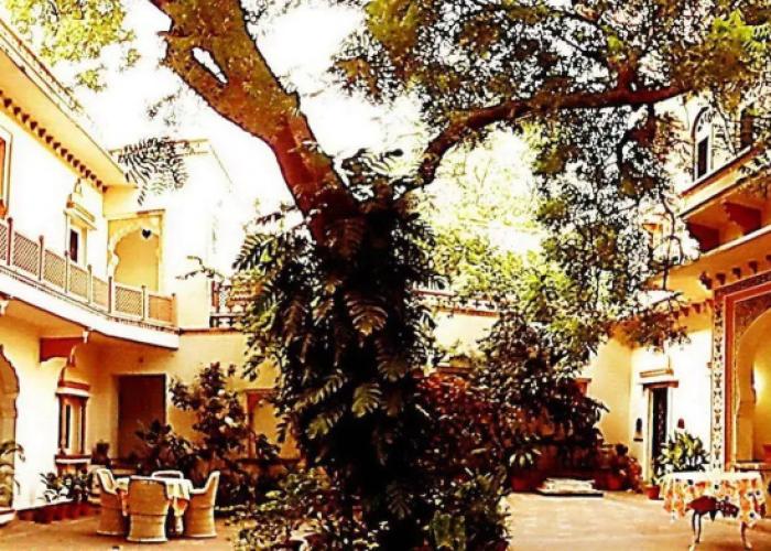 Palkiya Haveli - A Heritage Home