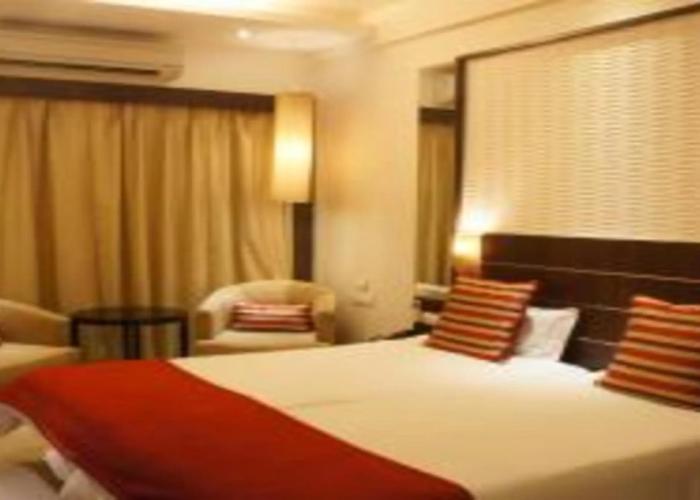 Hotel Surya Royal