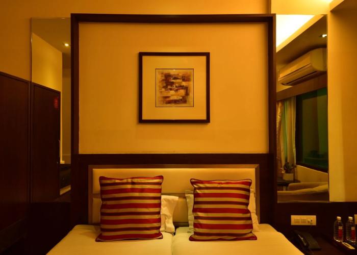Hotel Surya Royal