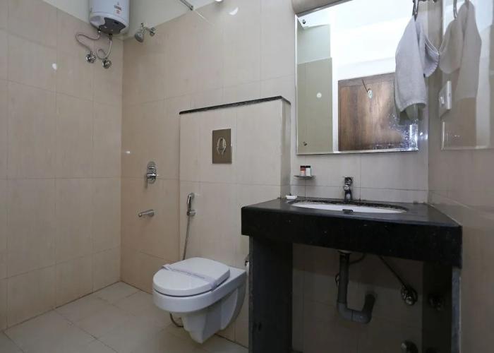 Hotel Square 36
