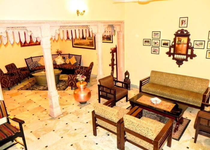 Hotel Kishan Kunj