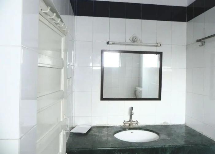 Hotel Kishan Kunj