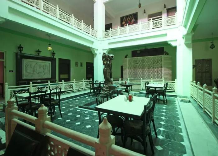 Hotel Navrang