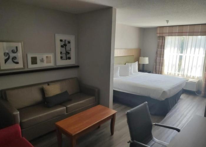 Country Inn & Suites by Radisson, Hinesville, GA