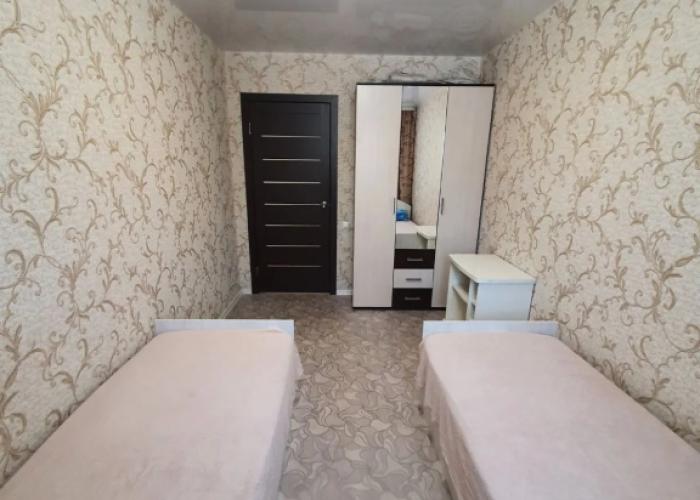 Na ulitse Obrucheva 6a Apartments