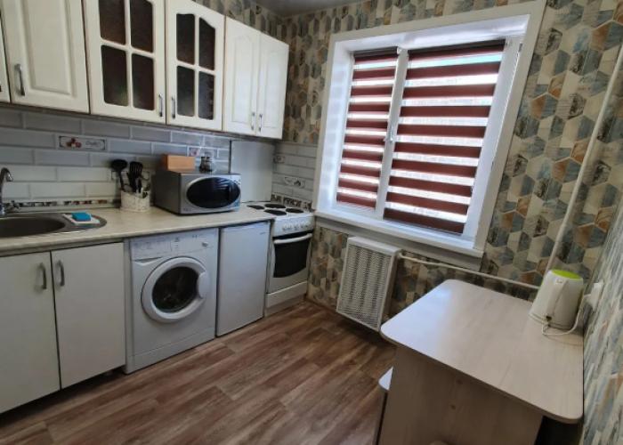 Na ulitse Obrucheva 6a Apartments