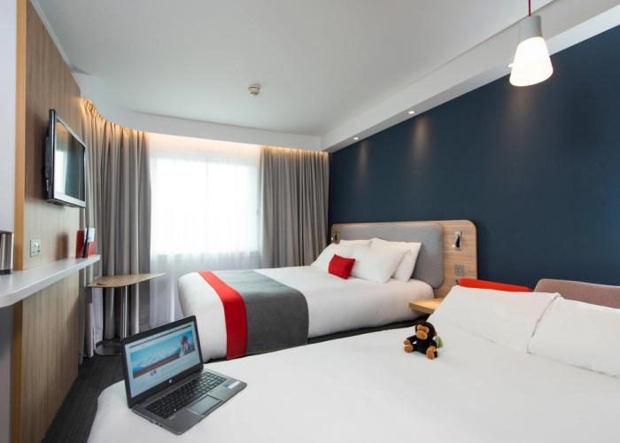 Holiday Inn Express Milton Keynes by IHG