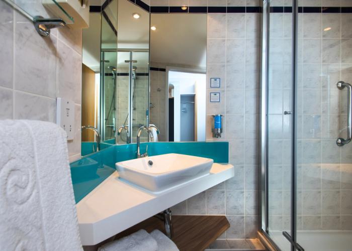 Holiday Inn Express Milton Keynes by IHG