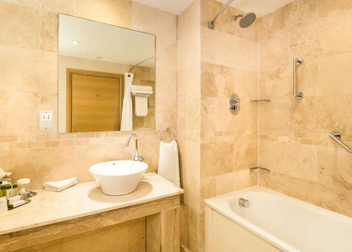 DoubleTree by Hilton Milton Keynes