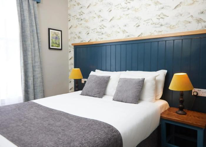 Bell Hotel & Inn by Greene King Inns