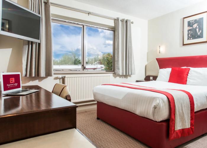Peartree Lodge Waterside