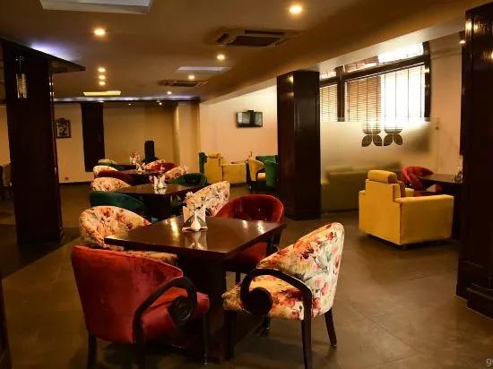 фото Sobti Continental Bareilly