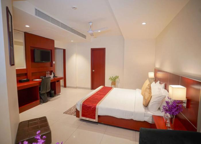 Hotel Swarn Towers