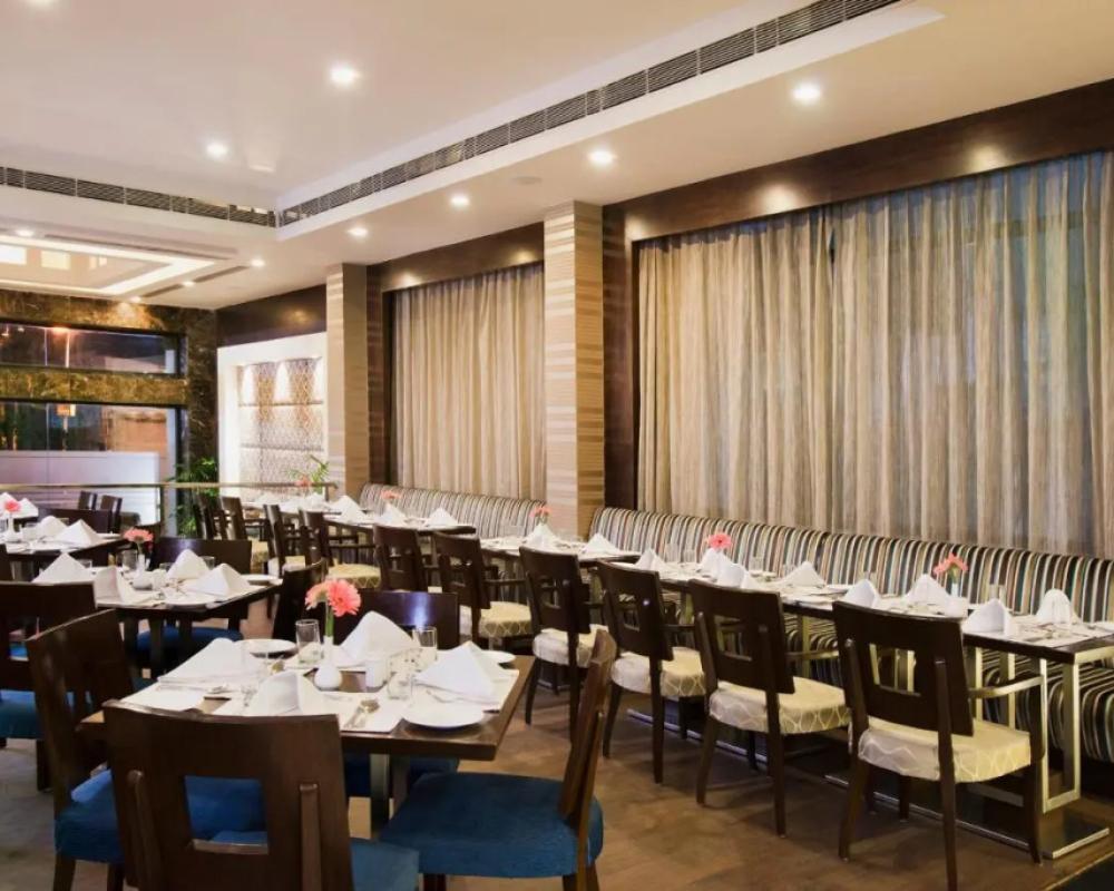 фото The Manor Bareilly Hotel