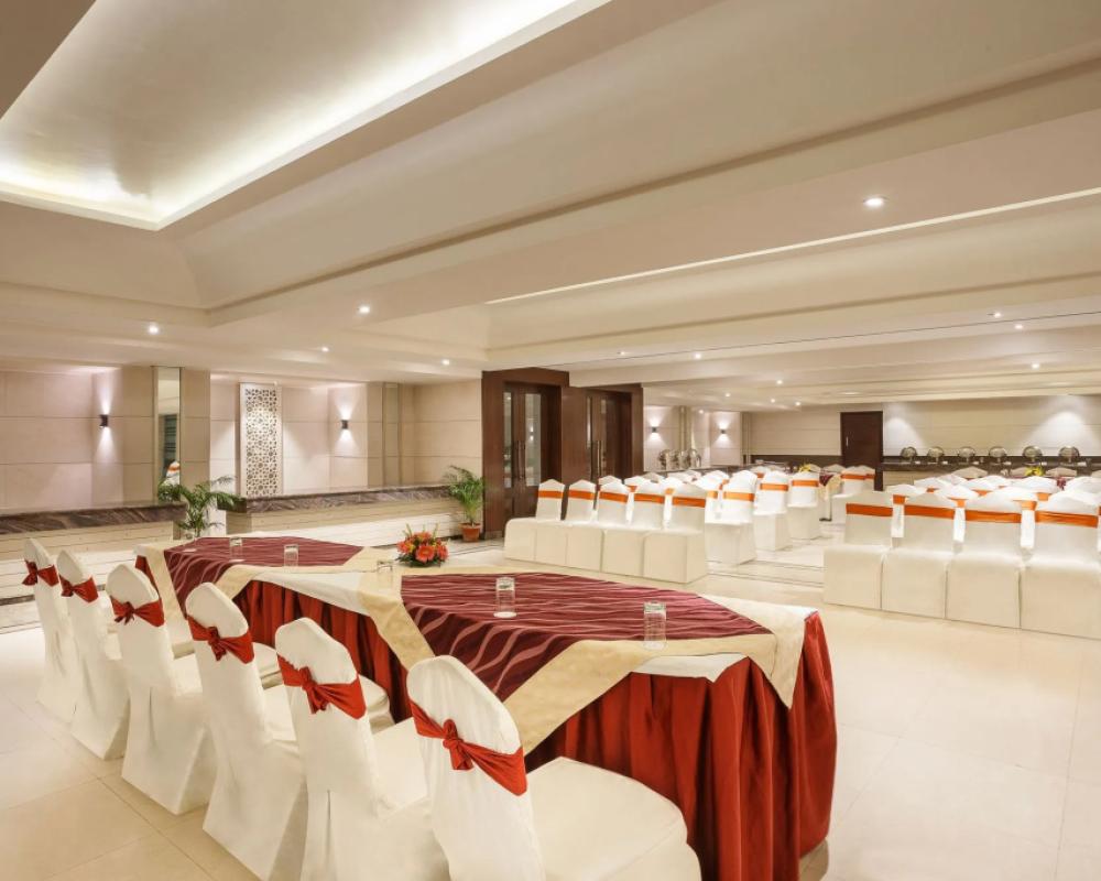 фото The Manor Bareilly Hotel