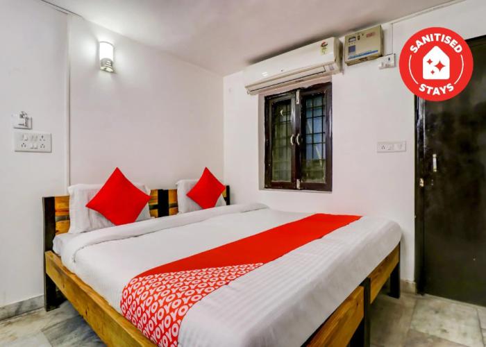 OYO 66434 Hotel Dhruv Inn