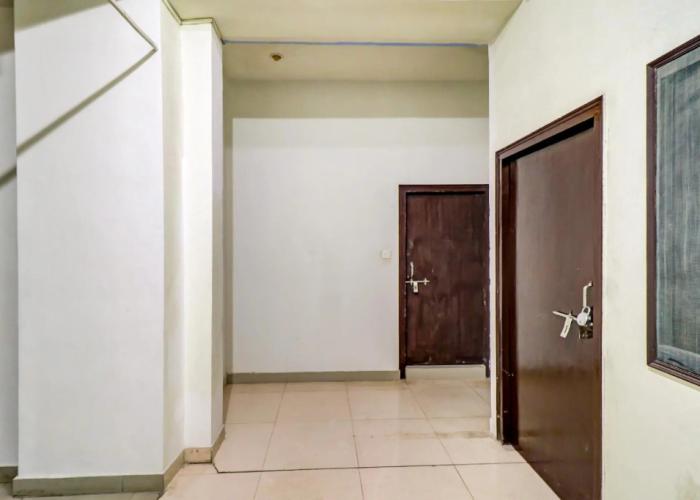 OYO 66434 Hotel Dhruv Inn