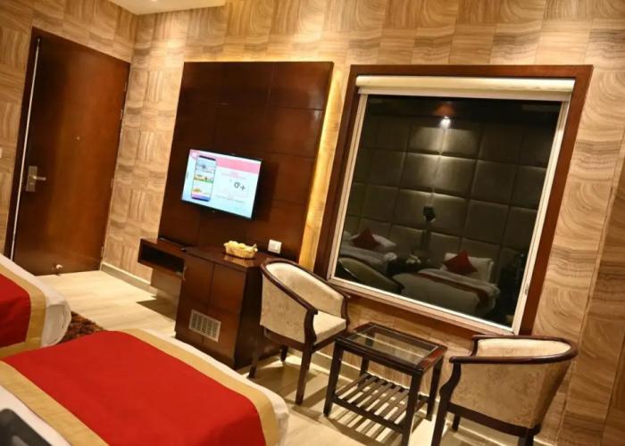 Hotel Aakriti Clarks Inn Express