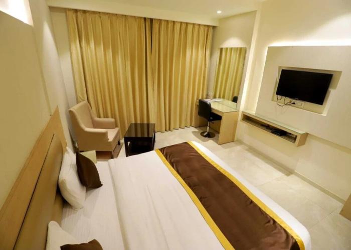 Hotel Skylark