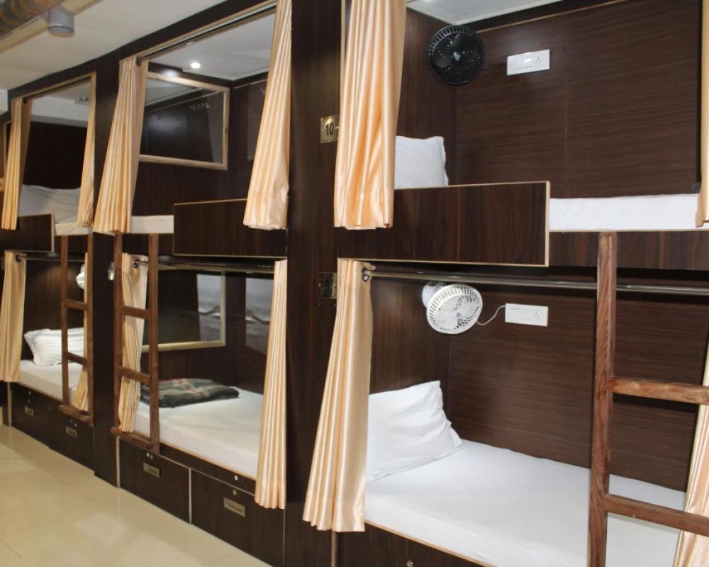 фото Paradise AC Dormitory