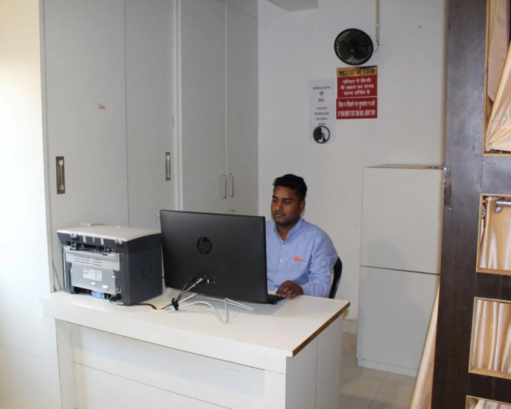 фото Paradise AC Dormitory