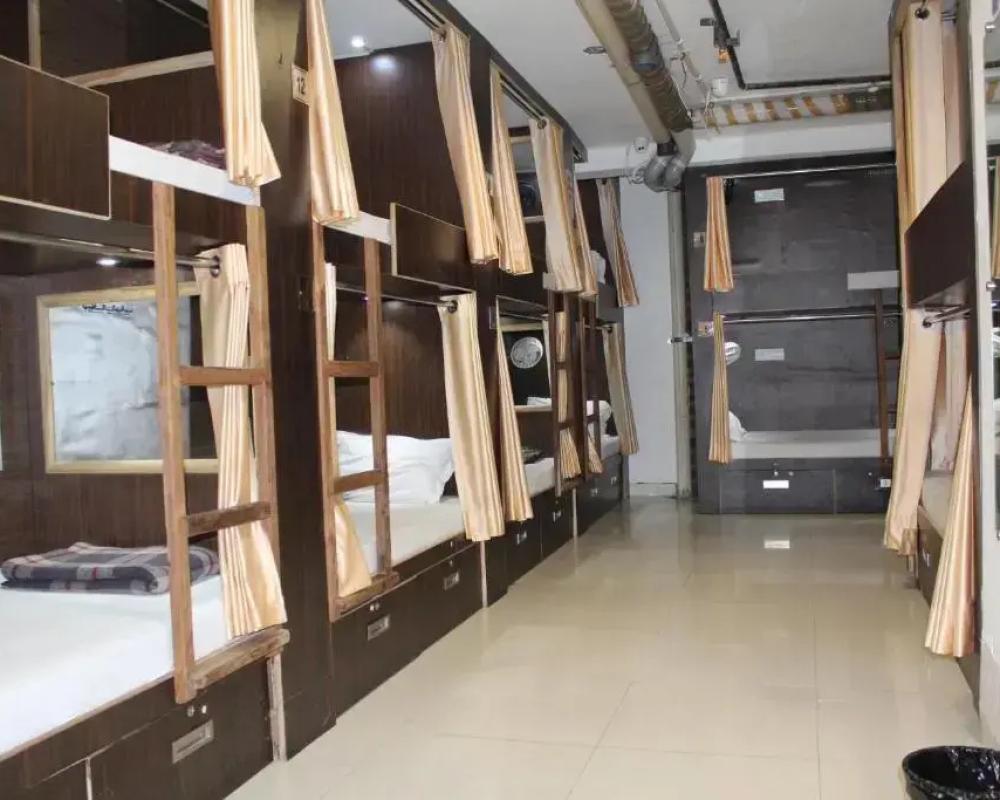 фото Paradise AC Dormitory