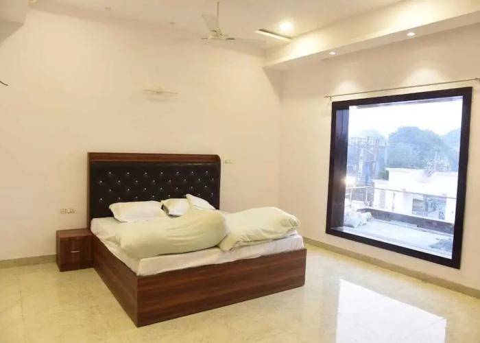 Shree Sai Lawns