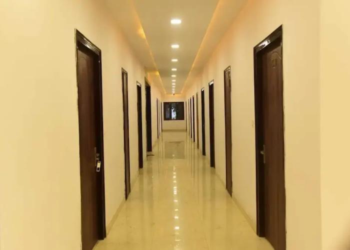 Shree Sai Lawns