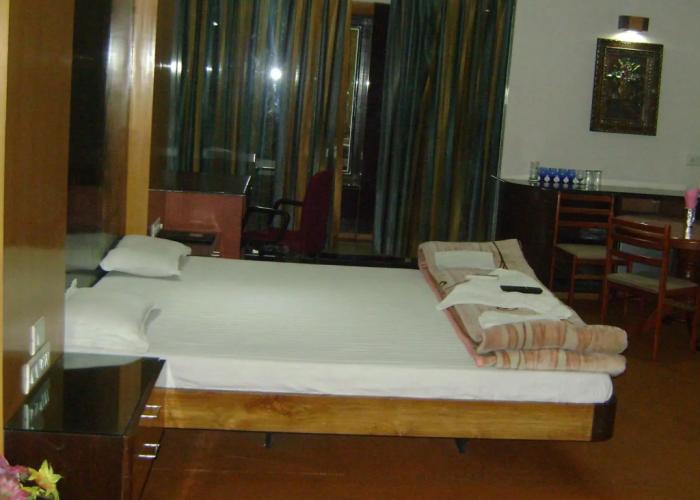 Hotel Naveen Residency