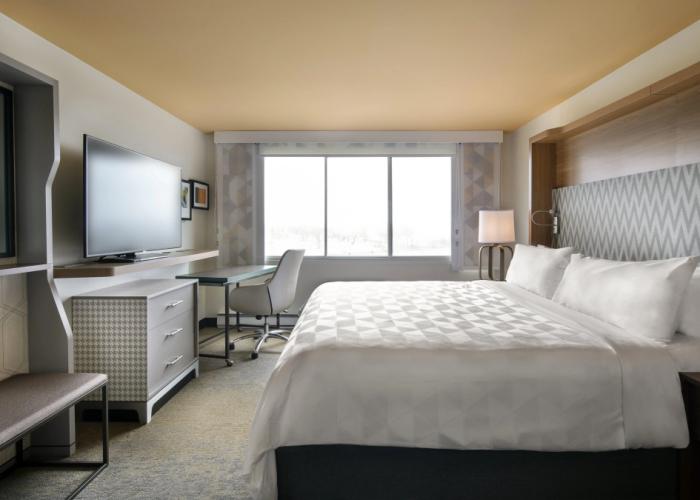 Holiday Inn Montreal Longueuil by IHG