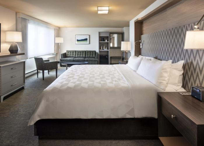 Holiday Inn Montreal Longueuil by IHG