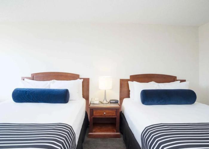 Sandman Hotel Montreal - Longueuil