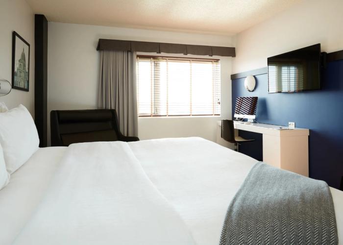 Hôtel Le Dauphin Montréal - Longueuil