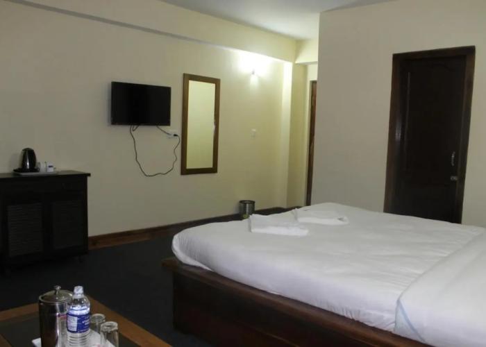 Hotel White Yak