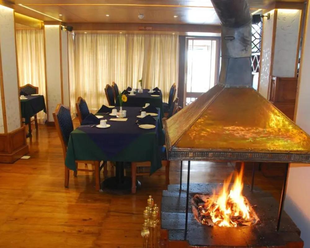 фото Cedar Inn