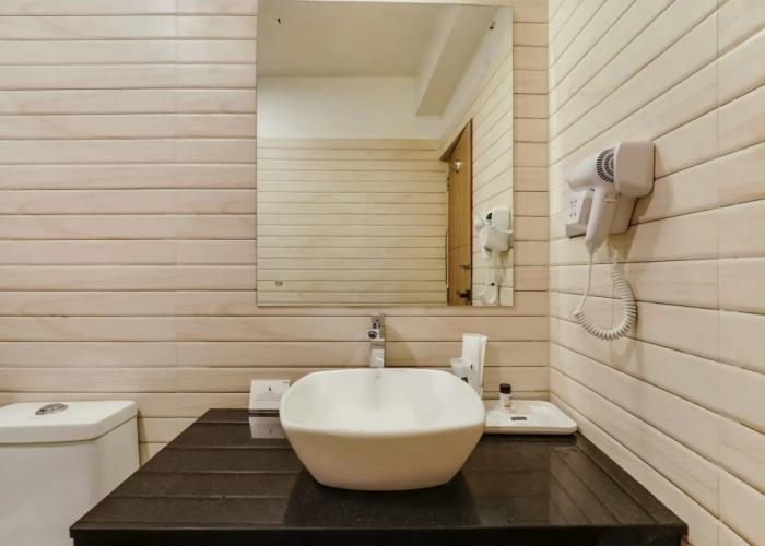 Summit Swiss Heritage Hotel & Spa