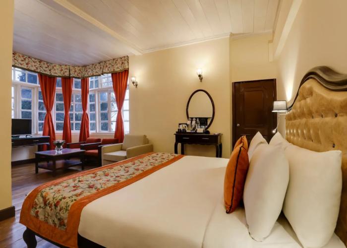 Summit Swiss Heritage Hotel & Spa